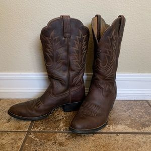 Ariat western boots size 6